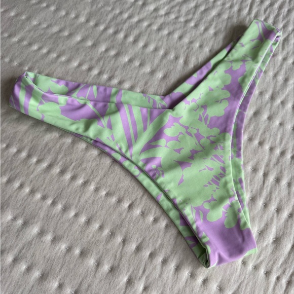 Kulani Kinis Other - Kulani kini